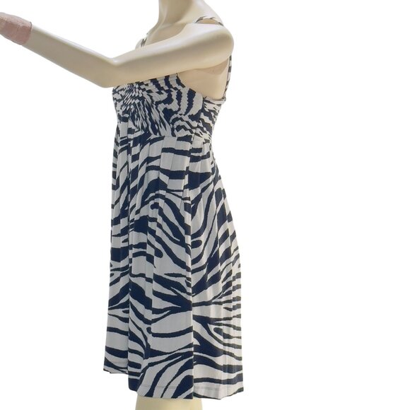 ND NEW DIRECTION Women's Dress B&W Zebra Print Empire Waist Tufted Flowy Size 4 - Picture 2 of 11